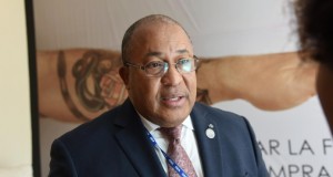 Haití arremete contra el secretario general de la OEA