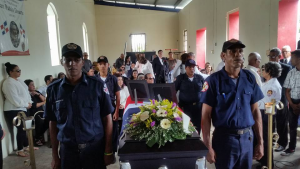 LA VEGA: Comisión PRD asiste sepelio Domingo de la Mota LA VEGA: Comisión PRD asiste sepelio Domingo de la Mota