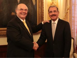 Hipólito envía carta a Danilo; recomienda apoyar agropecuaria