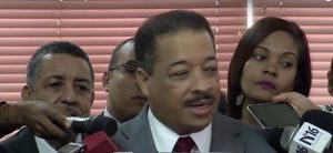 Roberto Rosario defiende derecho a seguir en Junta Central Electoral