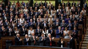 ESPAÑA: Mariano Rajoy presidente con la abstención del PSOE ESPAÑA: Mariano Rajoy presidente con la abstención del PSOE