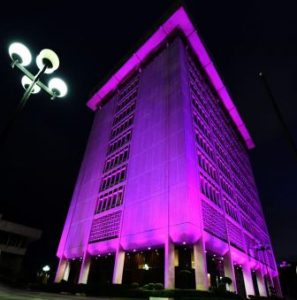 Banco Central apoya campaña contra el cáncer de mamas