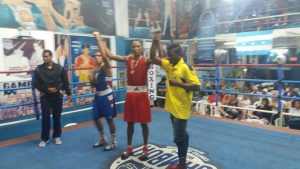 Alexi De la Cruz gana oro en boxeo de Ecuador Alexi De la Cruz gana oro en boxeo de Ecuador