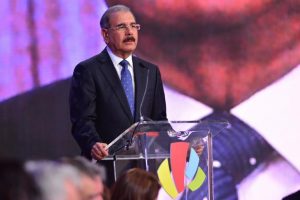 Danilo: Facilitar llegada productos es más efectivo que las donaciones