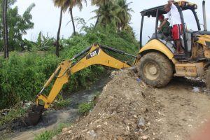 BARAHONA: Consorcio dispone equipos para limpieza