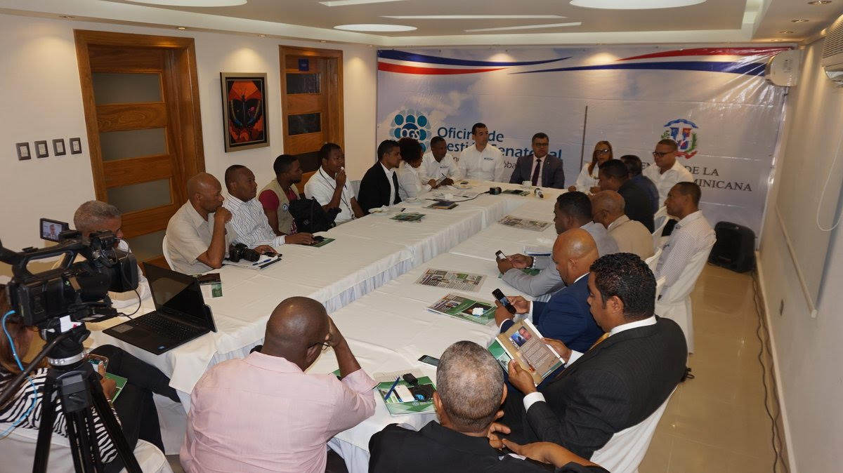 Galán: «Hipocresía y falsedad» de oposición al retirarse del diálogo imagen