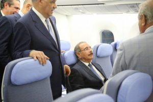 Aterriza Boeing 787 para cubrir ruta Santo Domingo-Madrid