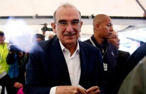 Renuncia negociador gobierno de Colombia en Diálogo con las FARC Renuncia negociador gobierno de Colombia en Diálogo con las FARC