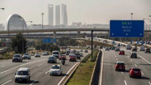 Madrid activa protocolo contra contaminación y rebaja la velocidad en la M-30