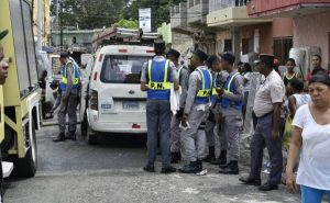 Fuego destruye 14 viviendas de una pensión en sector San Carlos, de SD