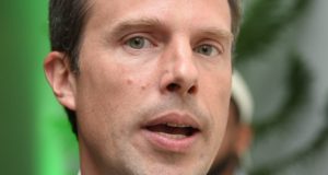 SANTIAGO: Marco Cabral favorece alza sueldos a policías SANTIAGO: Marco Cabral favorece alza sueldos a policías