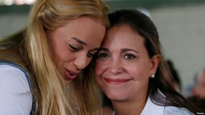 VENEZUELA: Mujeres acuden Iglesia para exigir referéndum