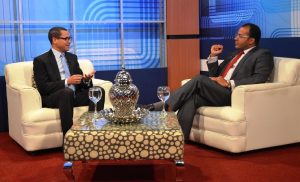 Olivares y Holguín.