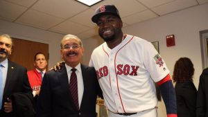 Presidente Medina se une a David Ortiz en su despedida de las GL Presidente Medina se une a David Ortiz en su despedida de las GL
