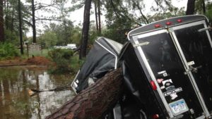 FLORIDA: Huracán deja al menos 5 muertos, un millón sin electricidad