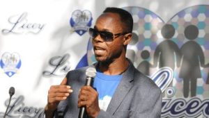 Tony Fernández es nuevo inmortal del Salón de la Fama en Toronto Tony Fernández es nuevo inmortal del Salón de la Fama en Toronto