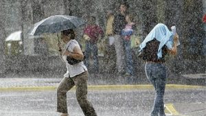 Onamet anuncia lluvias y tormentas eléctricas para hoy y mañana