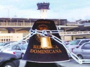 Más de 200 mil personas tienen impedimentos de salida en R. D. Más de 200 mil personas tienen impedimentos de salida en R. D.