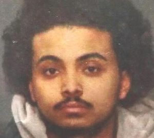 Policía NY busca dominicano por robo a mano armada