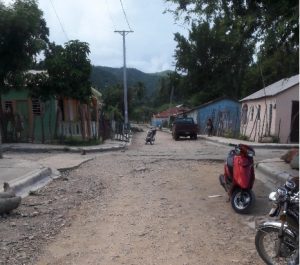 SJM: Denuncian estado deplorable de carrretera