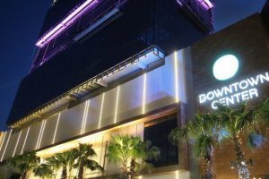 Medina encabeza inauguración de la plaza Downtown Center en SD Medina encabeza inauguración de la plaza Downtown Center en SD