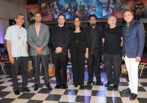 Darwin Aquino, director del Conservatorio Nacional de Música; junto a Edis Sánchez, Alberto Rincón, Jacqueline Huguette, Javier Vargas, Slobadon Veljkovic y Caonex Peguero.