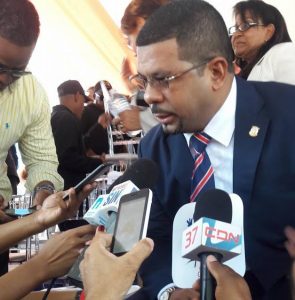 Diputado aboga por protección derechos de la Niñez