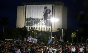 CUBA: Millares de personas tributan homenaje a Castro; Danilo asistió