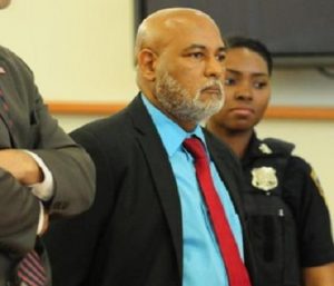 Ramírez se declara culpable; dice seguirá lucha por justicia