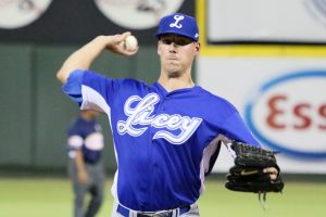 Licey derrota a los Gigantes, Aguilas vencen Toros Licey derrota a los Gigantes, Aguilas vencen Toros