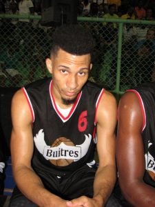 Buitres y Ciro Pérez ganan en basket superior de SC Buitres y Ciro Pérez ganan en basket superior de SC