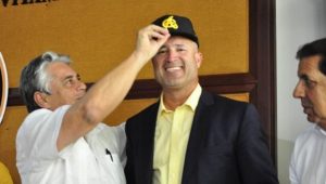 Manny Acta es designado manager de las Aguilas Manny Acta es designado manager de las Aguilas