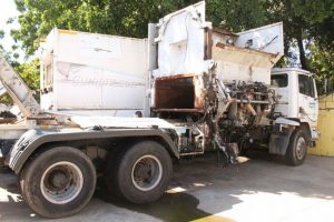 SDE: Alcaldía retira contenedores de basura