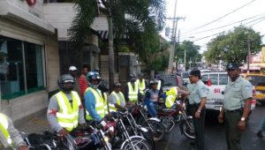 SC: AMET entrega chalecos a motoristas