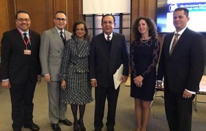 Gobernador Banco Central destaca en Londres crecimiento económico