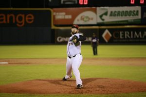Gigantes vencen Toros, Leones derrotan Aguilas Gigantes vencen Toros, Leones derrotan Aguilas