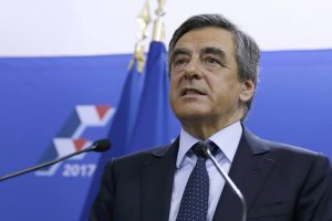 FRANCIA: Fillon gana y será el candidato de la centro-derecha