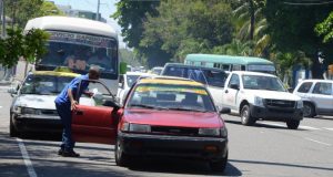 Sancionarán choferes públicos que aumentaron los pasajes