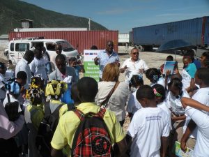 Estudiantes Haití y RD en intercambio medio ambiente