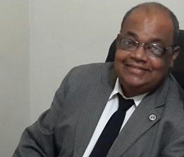 Juez de Higüey muere de un infarto mientras jugaba dominó