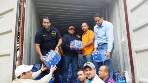 Juventud PLD y PRD entregan ayuda a comunidades afectadas