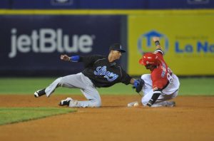 Licey vuelve vencer Escogido, Toros y Gigantes ganan Licey vuelve vencer Escogido, Toros y Gigantes ganan