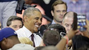 EEUU: Obama reitera sus logros en campaña por Clinton