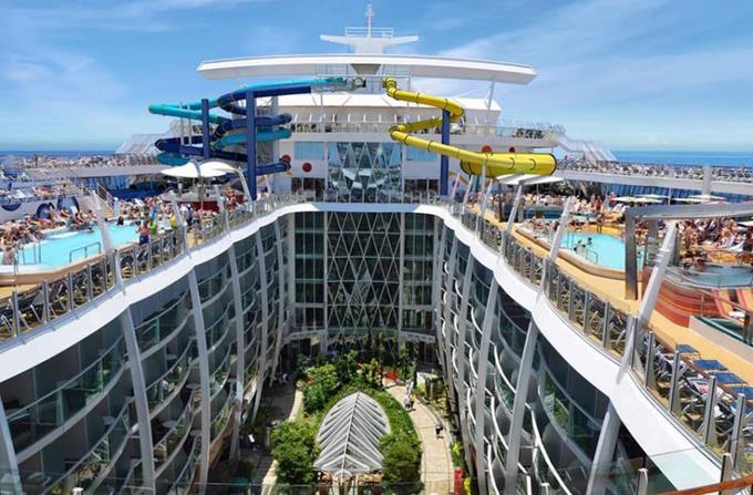 MIAMI: El barco mas grande del mundo inicia travesía imagen