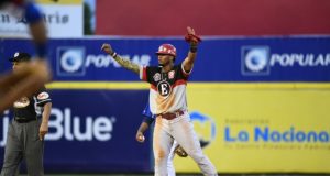 Leones detienen al Licey, Toros derrotan Estrellas Leones detienen al Licey, Toros derrotan Estrellas
