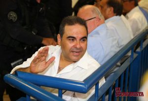 EL SALVADOR: Expresidente Saca tiene cuentas en RD dice Fiscalía