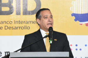 Banco Reservas seguirá respaldo a emprendedores en 2017 Banco Reservas seguirá respaldo a emprendedores en 2017