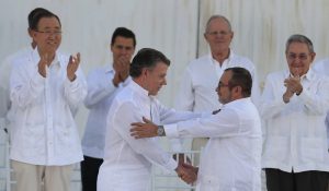 COLOMBIA: Gobierno y las FARC logran un nuevo acuerdo de paz COLOMBIA: Gobierno y las FARC logran un nuevo acuerdo de paz
