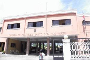 Cuerpo de Bomberos SDN celebra cena Navideña