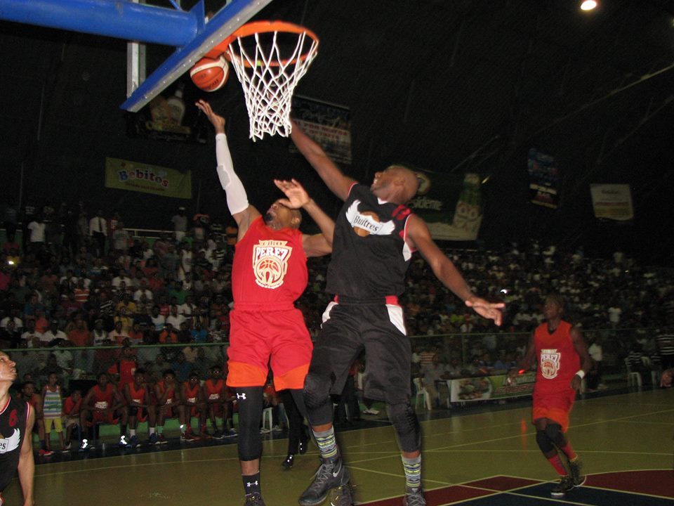 Ciro Pérez a un paso del campeonato basket SC imagen